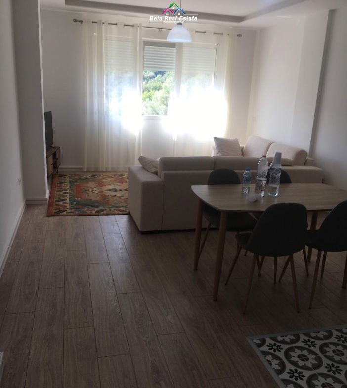 Shitet Apartament 1+1 tek Kopshti Botanik (ID B110242) Tirane