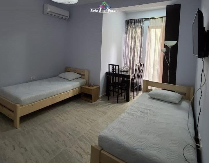 Garsionere Me Qera Ne Myslym Shyri (ID BG105) Tirane