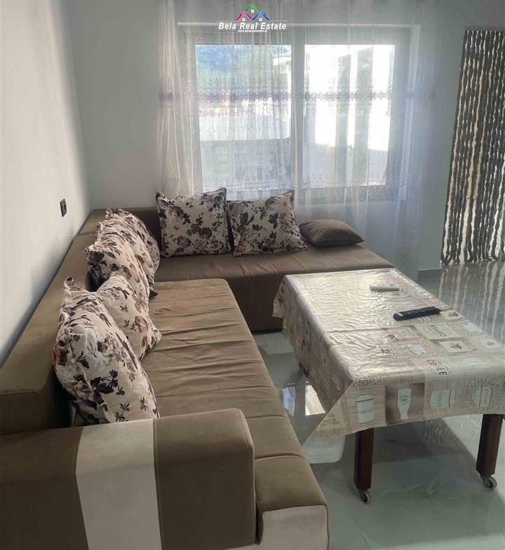 Shtepi Private 1 Kateshe me Qera 2+1+2 ne Kombinat (ID BV22331) Tirane.