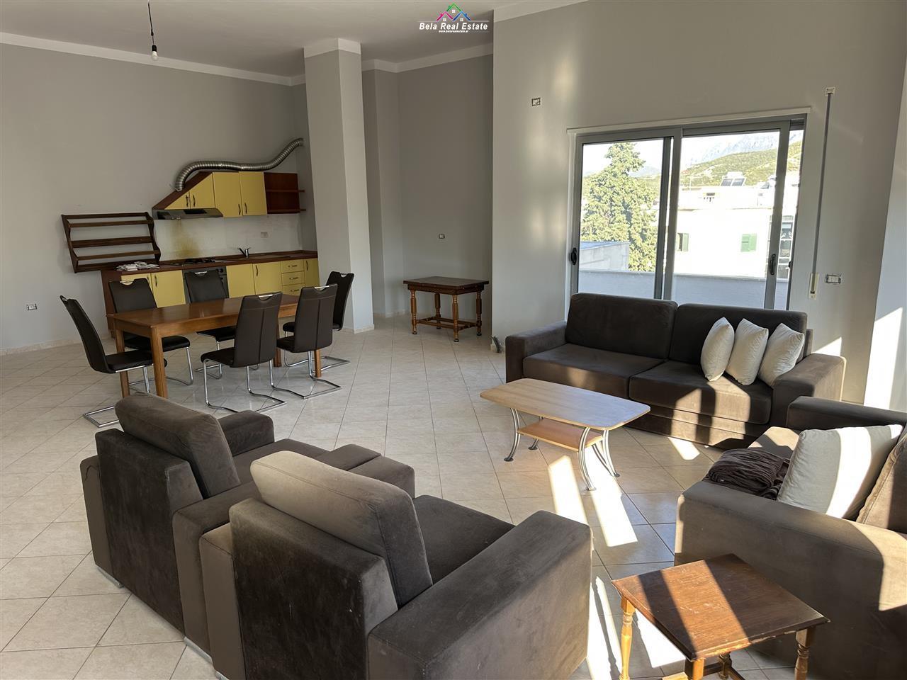 jepet-me-qera-apartament-i-ri-zonen-e-freskut-2-1-130-m2 (1)