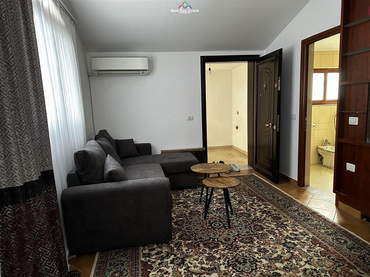 jepet-me-qera-2-1-me-1-post-parkimi (2)