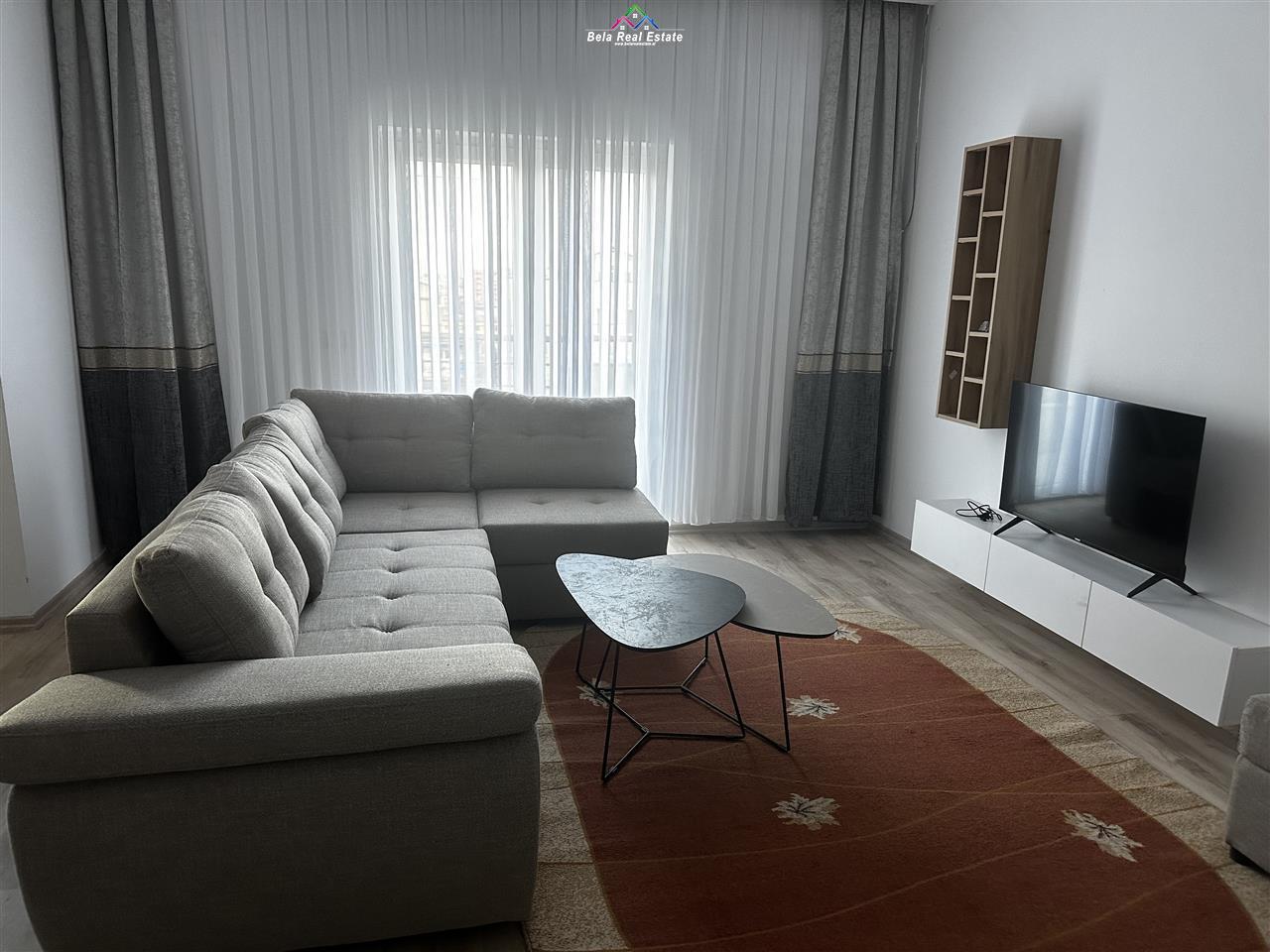 jepet-me-qera-3-1-1-me-1-post-parkimi (3)