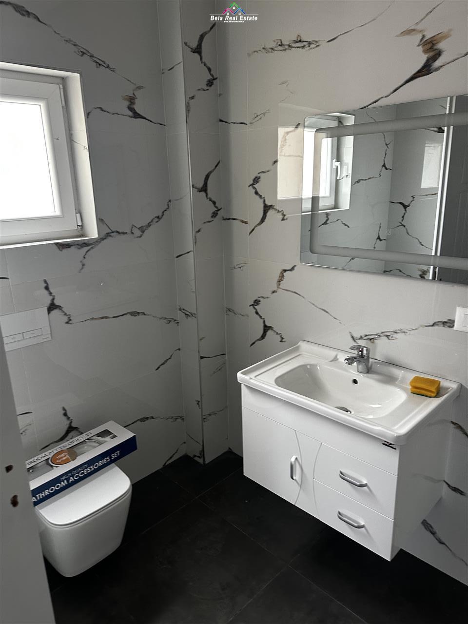 jepet-me-qera-3-1-1-me-1-post-parkimi (9)