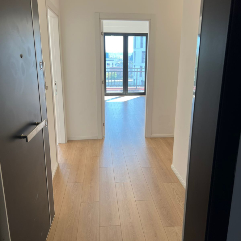 Zyre Me Qera 2+1 Tek Kompleksi Arlis, Farmacia 10 (ID BZ2474) Tirane