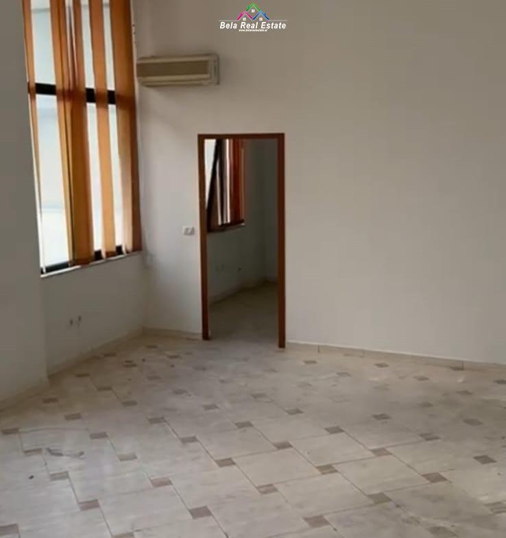 Zyre Me Qera prane Brrylit (ID BZ2524) Tirane