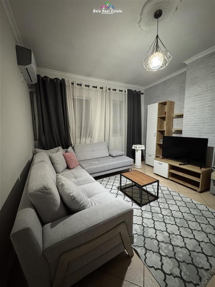 tirane-jepet-me-qera-1+1-kati-8-65-m-40-000-leke-astir