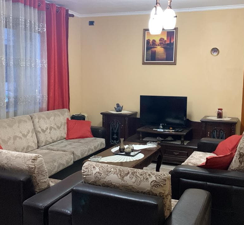 Apartament Me Qera 2+1 tek Rruga Bardhyl (ID B221287) Tirane