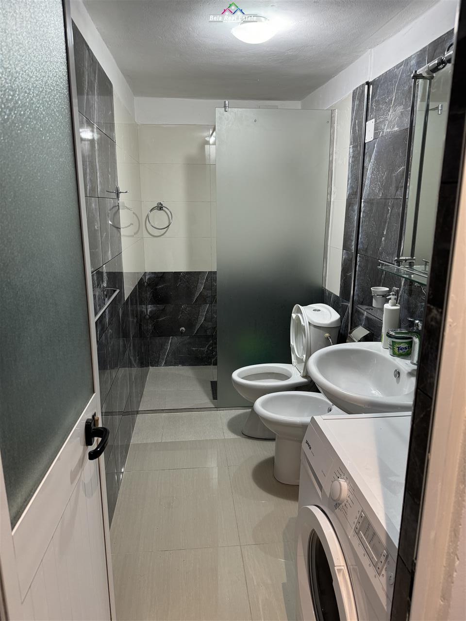 jepet-me-qera-duplex-prane-restorant-fresku (5)