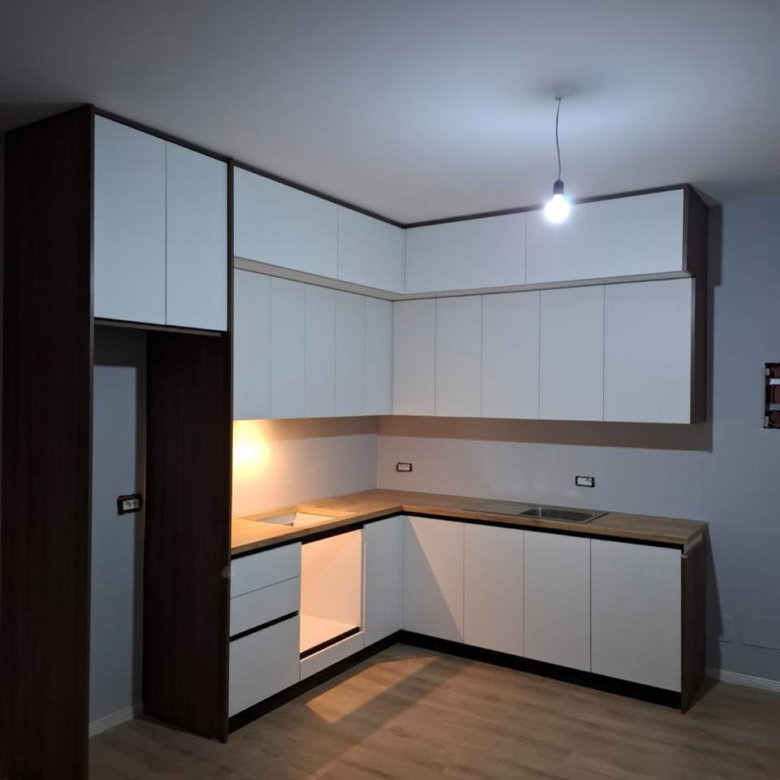 Apartament me qera 1+1 tek Rruga 5 Maji (ID B210980) Tirane