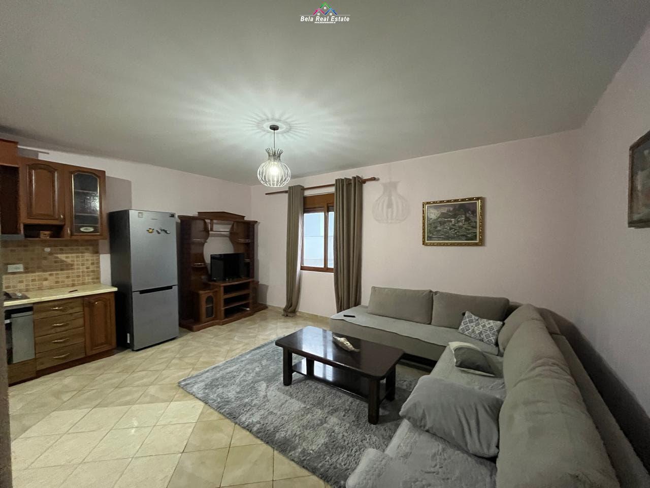 shtepi-me-qera-2+1-e-mobiluar-45-000-lek