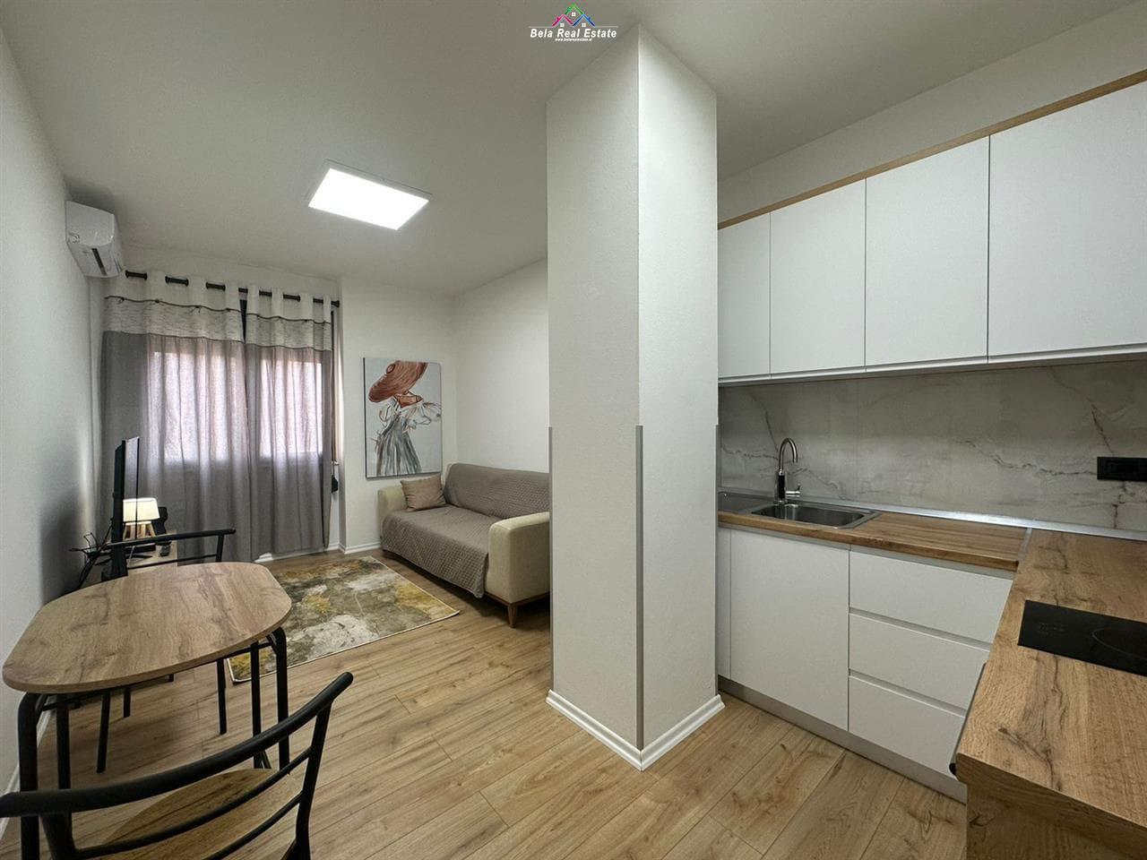 jepet-me-qera-apartament-luksoz-1-+1-ne-qender-te-tiranes