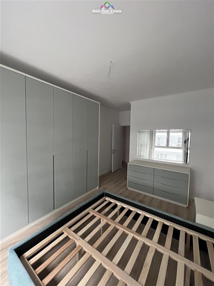 shes-apartament-2+1-+post-parkim-tek-univers-city-pronari (5)