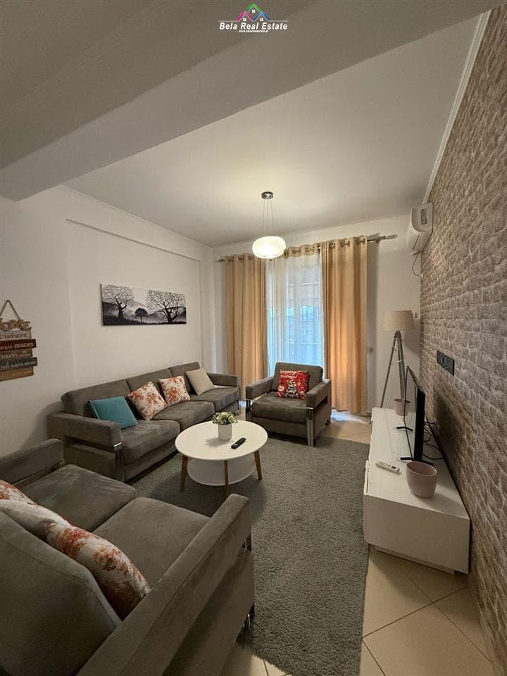 apartament-me-qera-2+1-perball-spitalit-amerikan-3