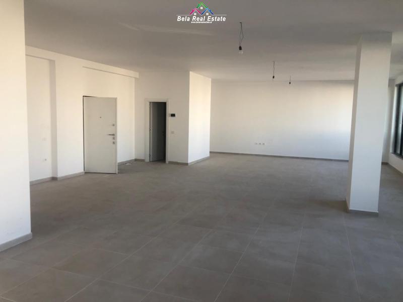 Zyre Me Qera tek Kompleksi ASL (ID BZ2587) Tirane.