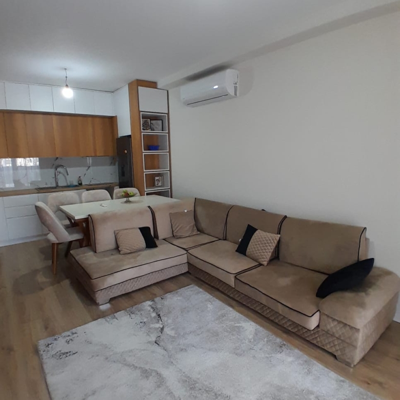 Apartament Me Qera 2+1 tek Kompleksi Golden Park (ID B2201265) Tirane