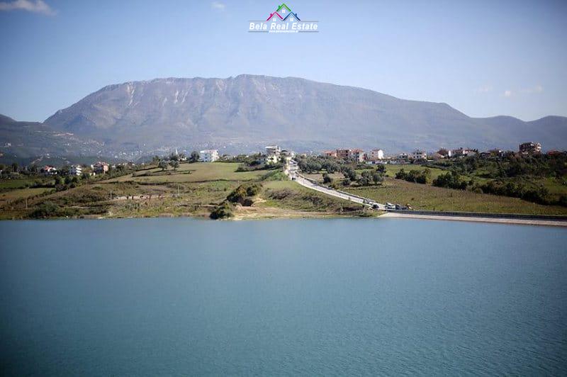 Shitet Toke Are Ne Farke (ID BT73) Tirane.
