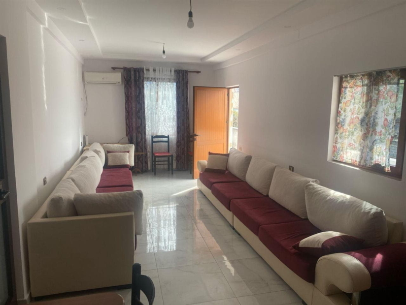 Vile Me Qera 2+1 Ne Laprake (ID BV22435) Tirane