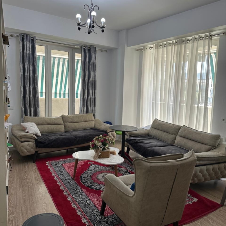 Apartament ne Shitje 3+1+2 tek 21 Dhjetori (ID B13099) Tirane.