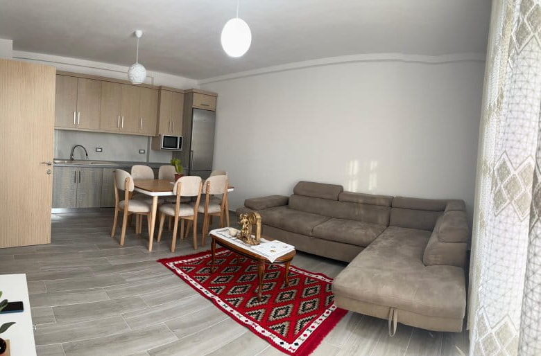 Apartament Me Qera 3+1+2 Tek 5 Maji (ID B230167) Tirane