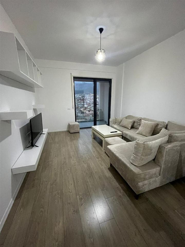 belarealestate.al