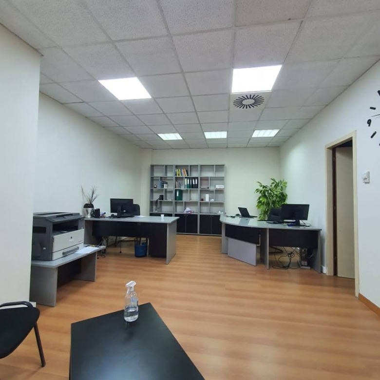 Zyre ne Shitje ne Qender (ID BZ116) Tirane