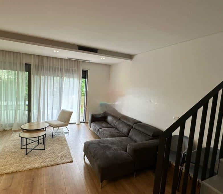Vile 2 Kateshe me qera tek Olive Grove Residence ( ID BV22501) Tirane