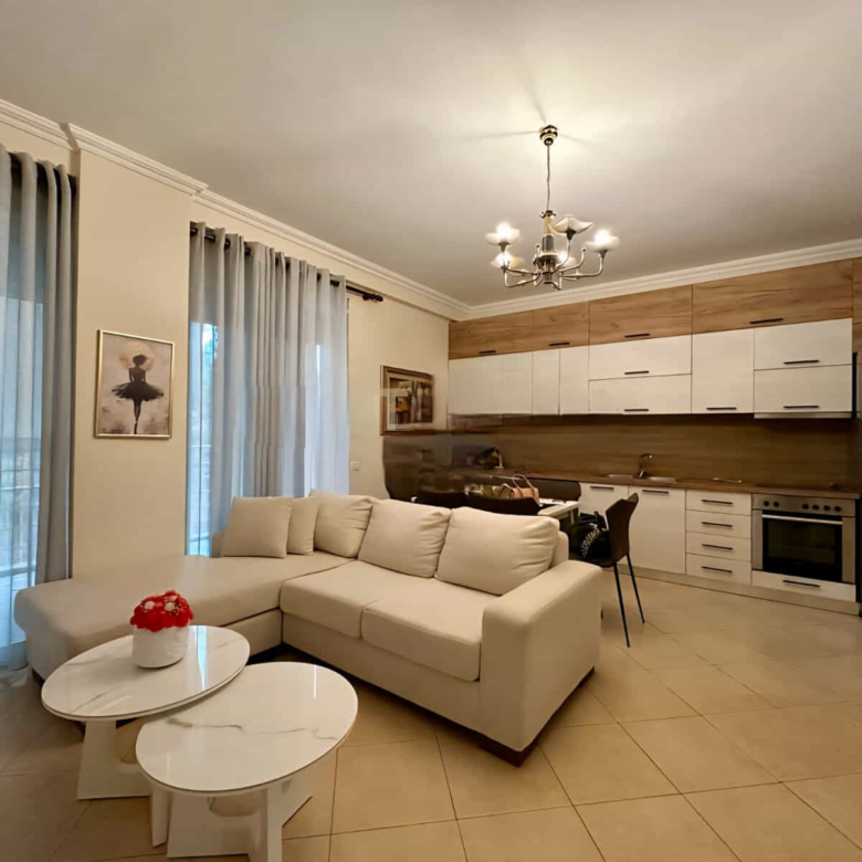 Apartament Me Qera 3+1+2 Tek Liqeni i Thate (ID B230174) Tirane