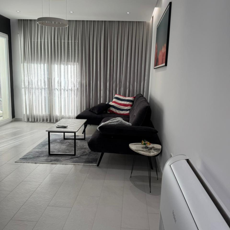 Apartament Me Qera 2+1 tek Ali Demi (ID B2201521) Tirane