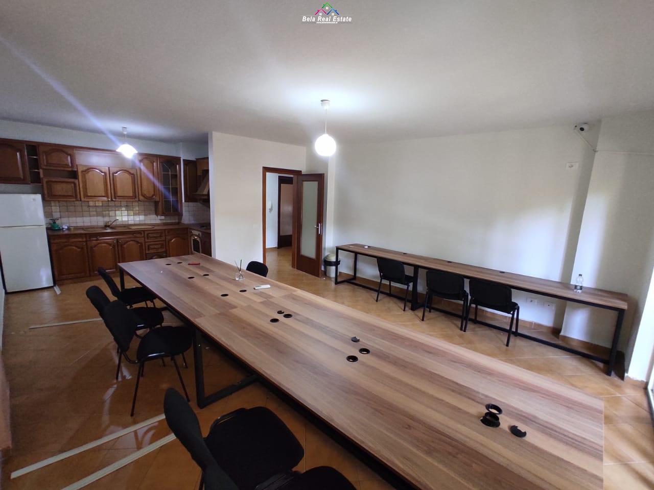 Zyre me Qera, Rruga e Elbasanit, Tirane (2)