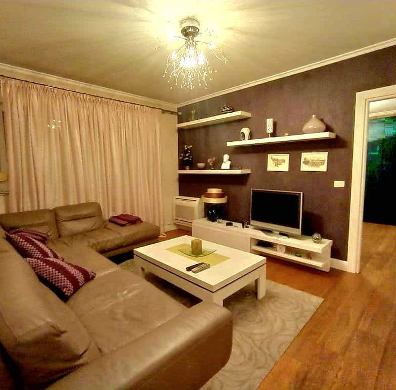 Apartament Me Qera 2+1 Tek 21 Dhjetori (ID B2201532) Tirane