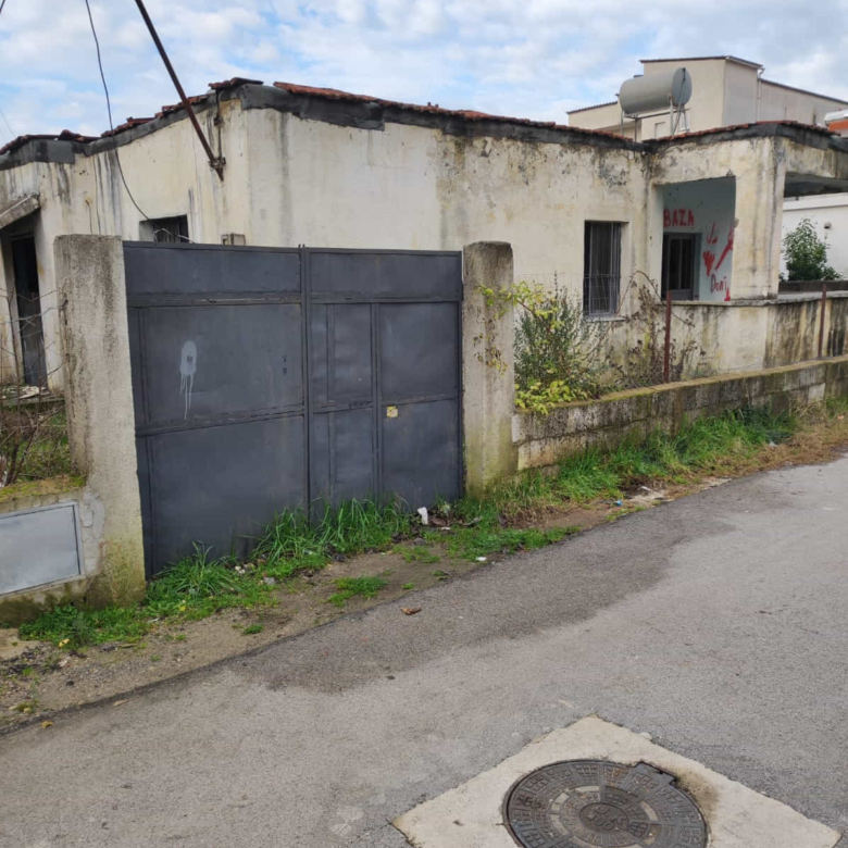Shtepi Private per shitje ne Kamez (ID BV0119) Tirane