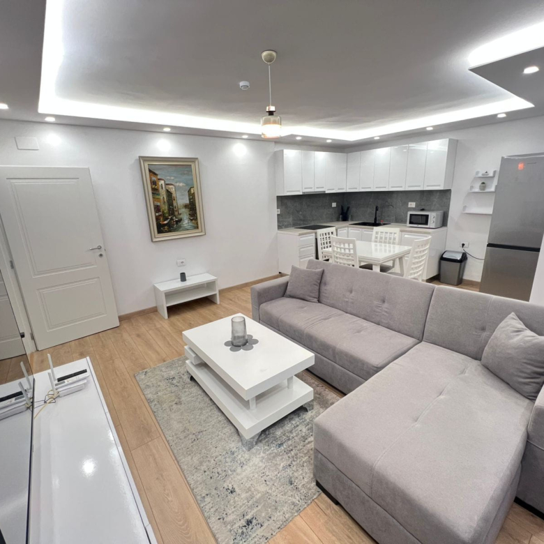 Apartament Me Qera 2+1 Tek Rruga e Barrikadave (ID B221367) Tirane