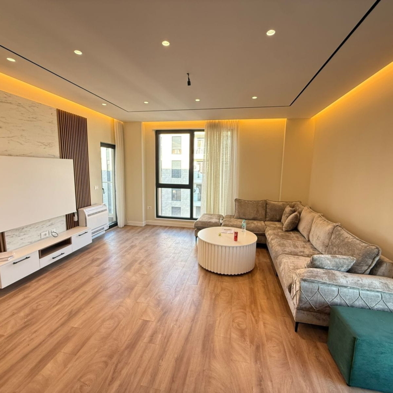 Apartament Me Qera 3+1+2 Ne Porcelan (ID B230181) Tirane