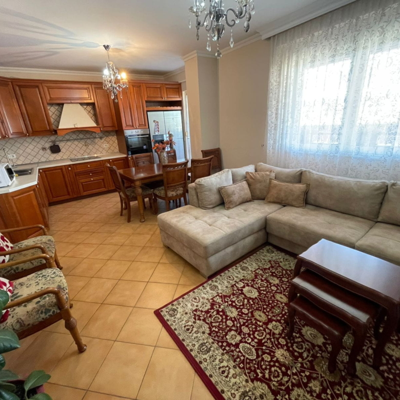 Apartament Me Qera 2+1 Tek Rruga e Elbasanit (ID B2201606) Tirane