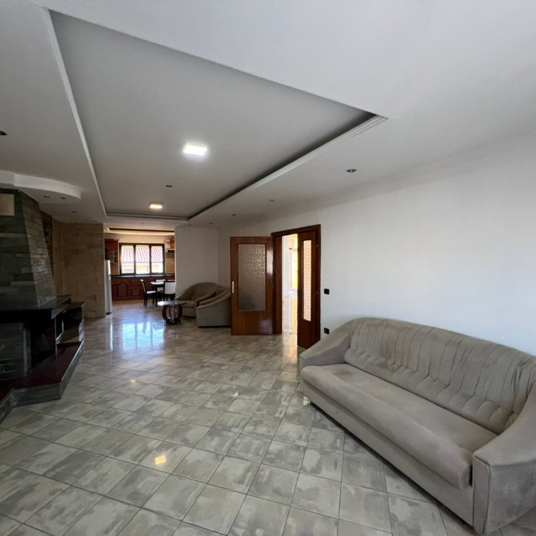 Vile Me Qera 3+1 Tek Qytet Studenti (ID BV22529) Tirane