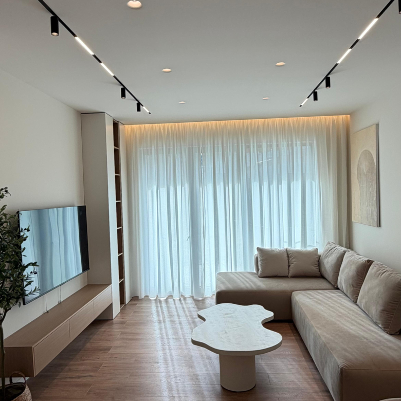 Apartament Me Qera 2+1+ Post Parkim Tek Liqeni i Thate (ID B2201685) Tirane
