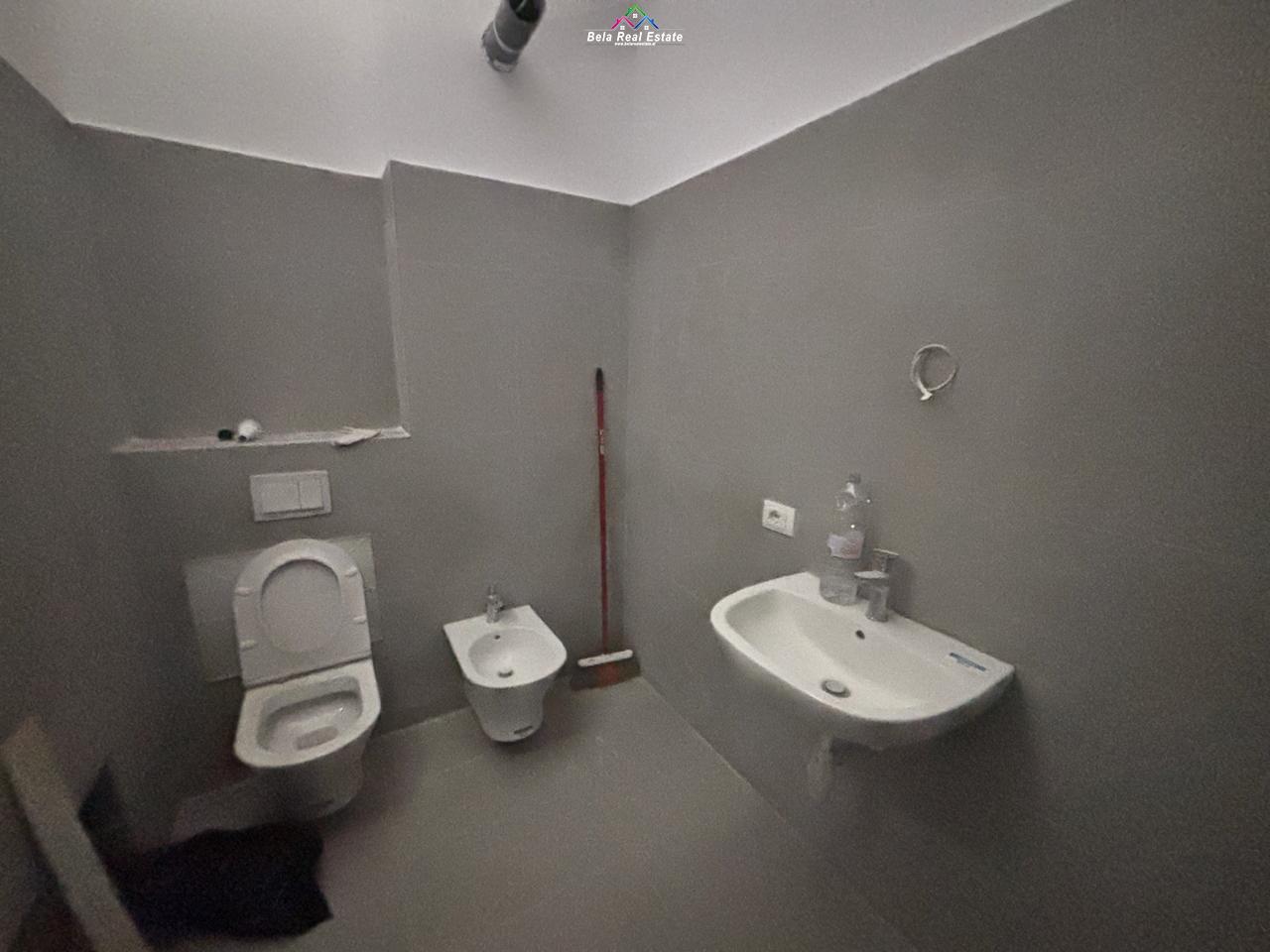 4 (42)
