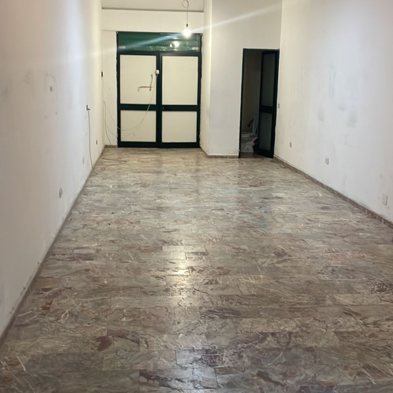 Zyre Me Qera tek Ish Ekspozita (ID BZ2901) Tirane