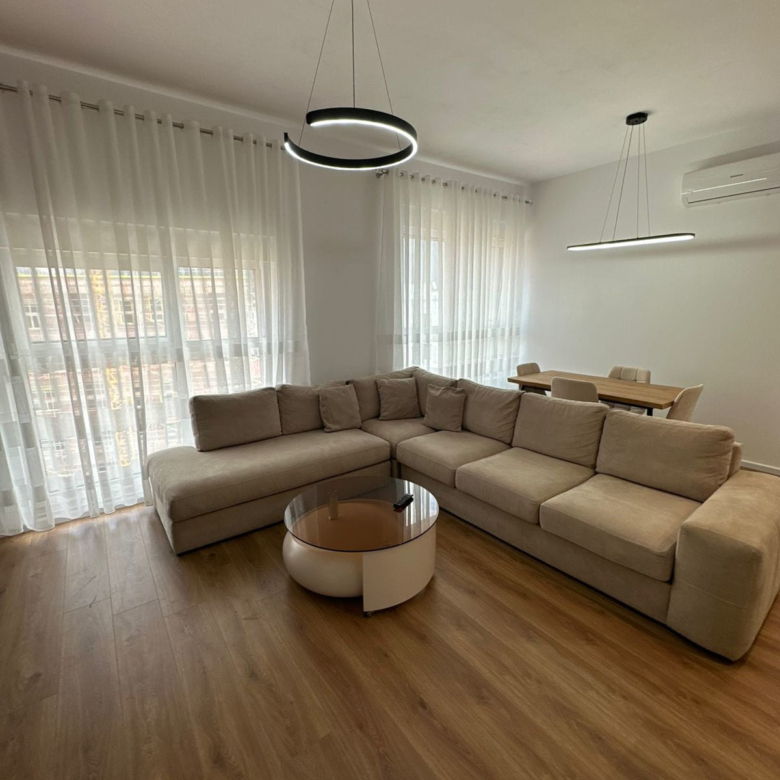 Apartament Me Qera 1+1 Ne Ali Dem (ID B2101614) Tirane