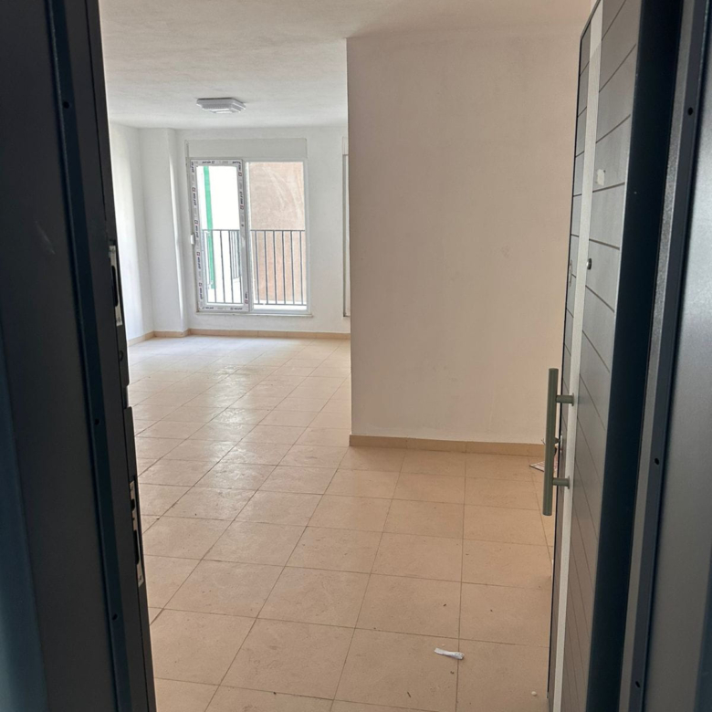 Apartament Me Qera 2+1 Tek 5 Maj (ID B2201854) Tirane