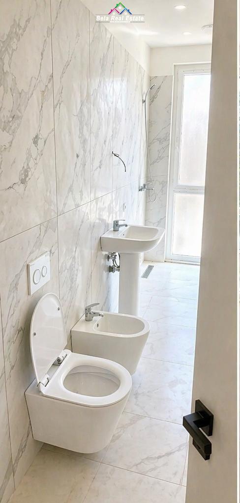 28218296-2fea-4c64-bf29-a95a9c9b7940