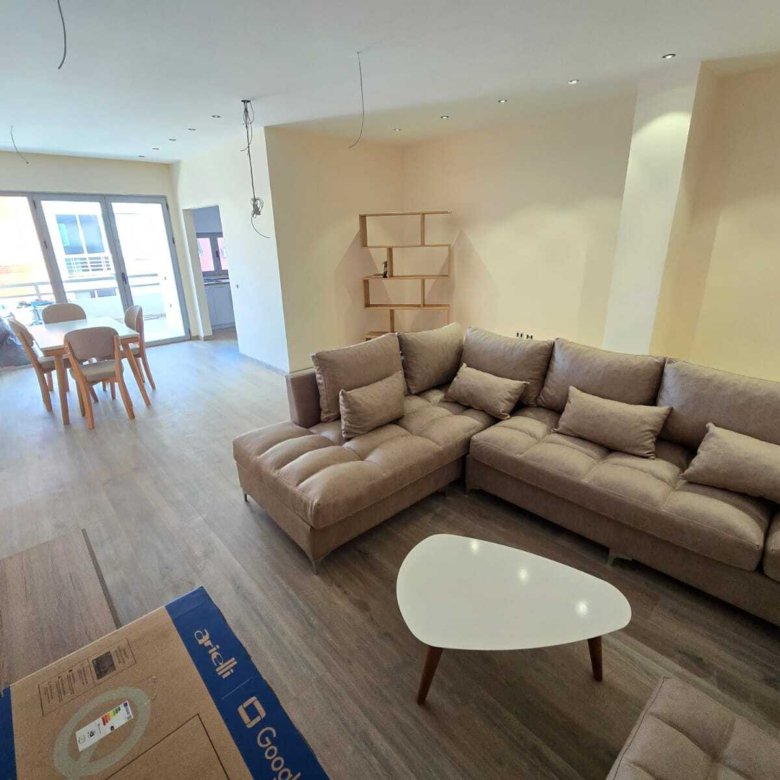 Apartament Me Qera 3+1 Pazari i Ri (ID B230208) Tirane