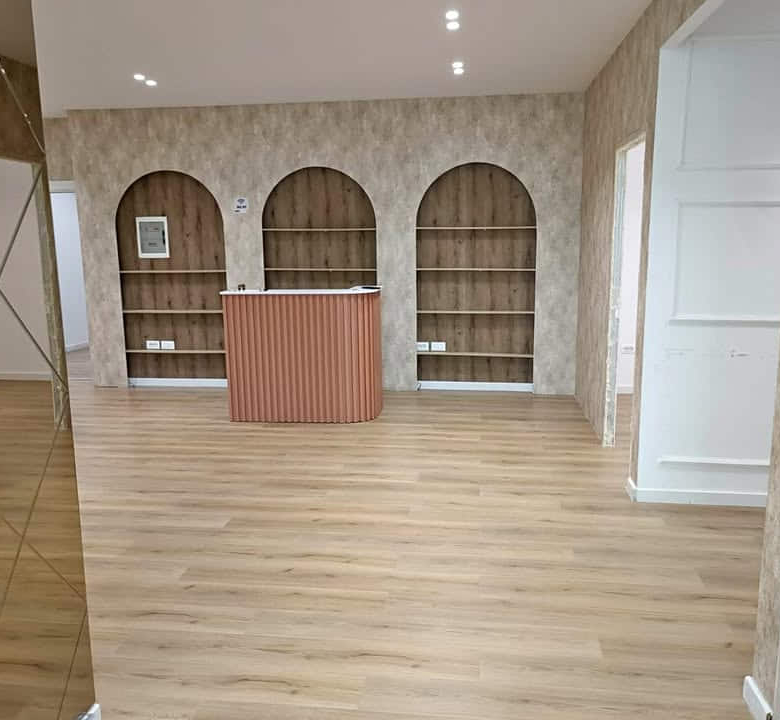 Zyre Me Qera Ne Astir (ID BZ2930) Tirane