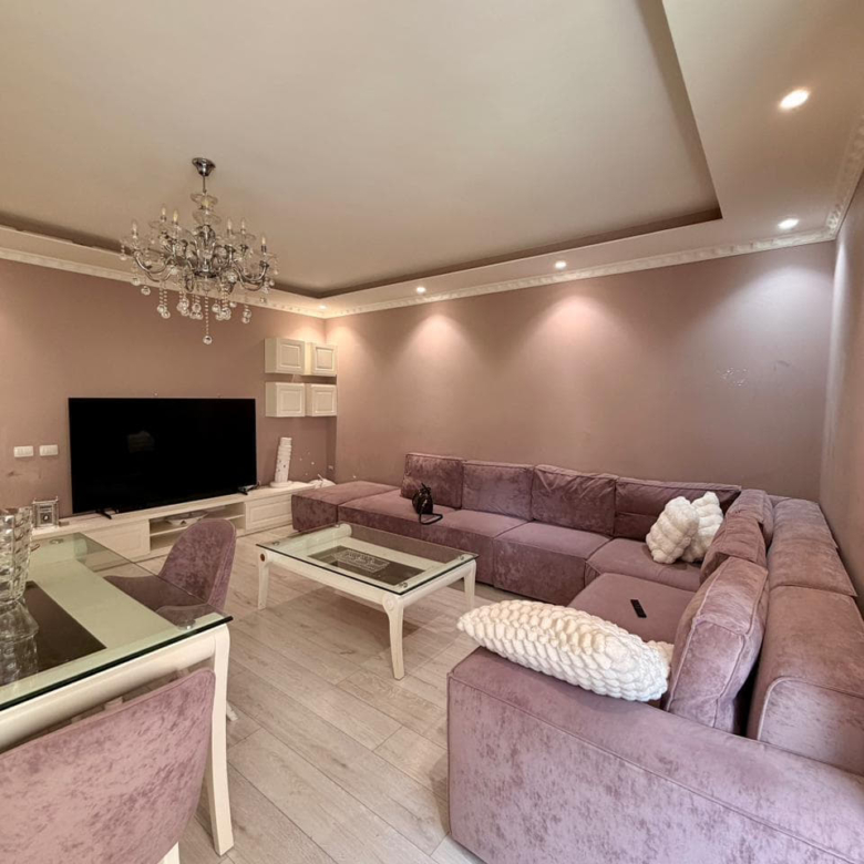 Apartament Ne Shitje 3+1 Tek Komuna e Parisit (ID B130117) Tirane